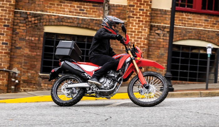 Lighter chassis with improved ground clearance